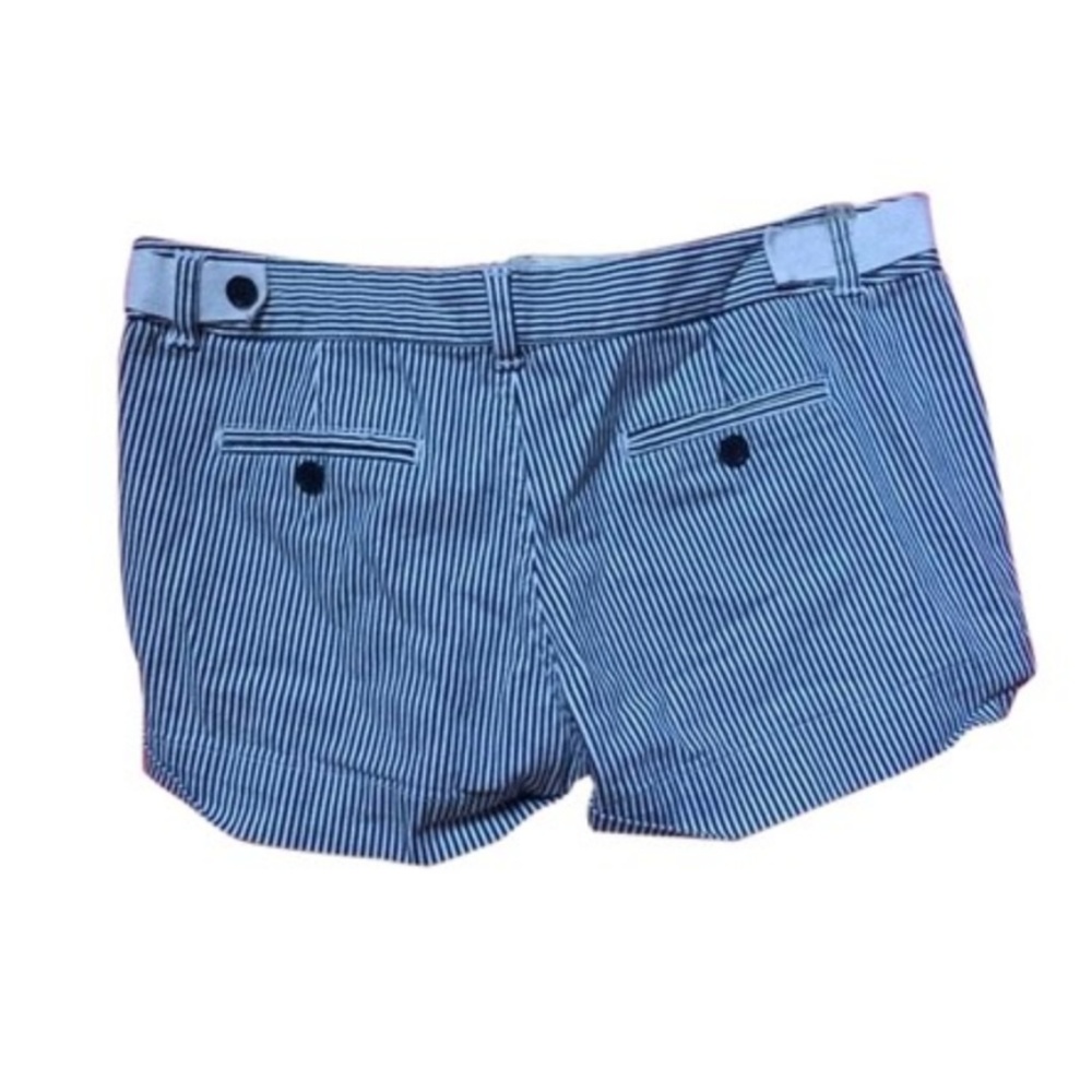 Nautical Style Blue And White Cuffed Preppy Shorts - Picture 4 of 4